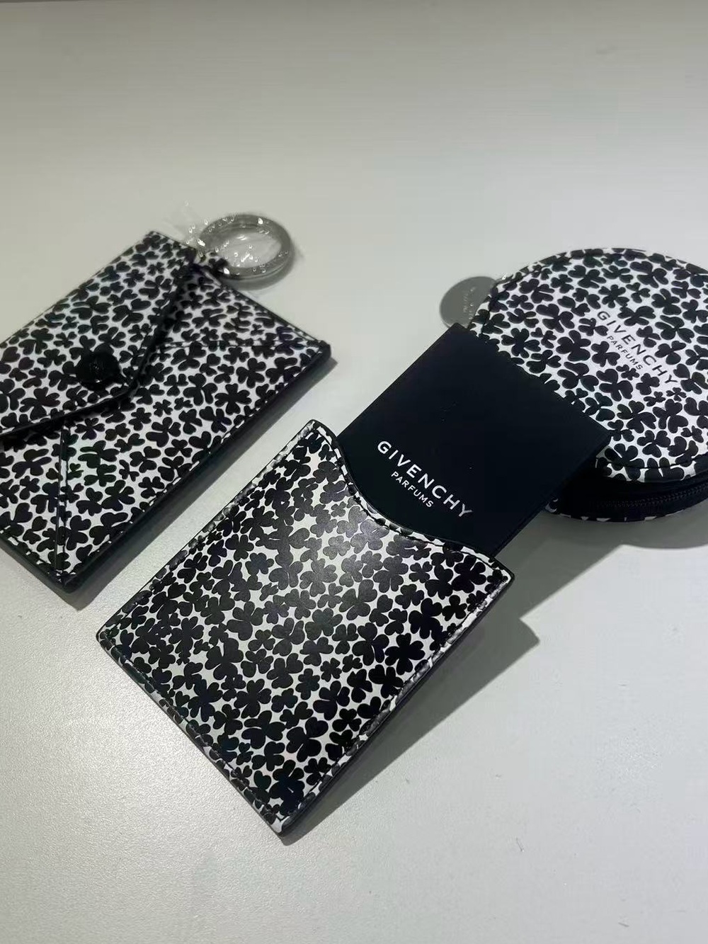 Givenchy beauty mirror /card holder/coin purse set